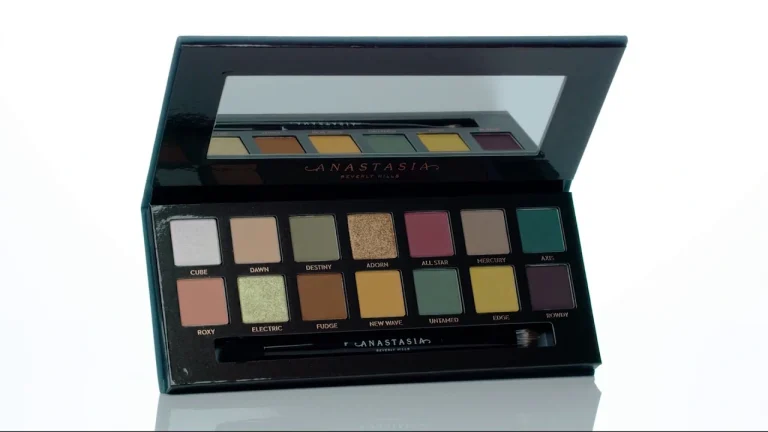 لوحة ظلال العيون سبكلتشر